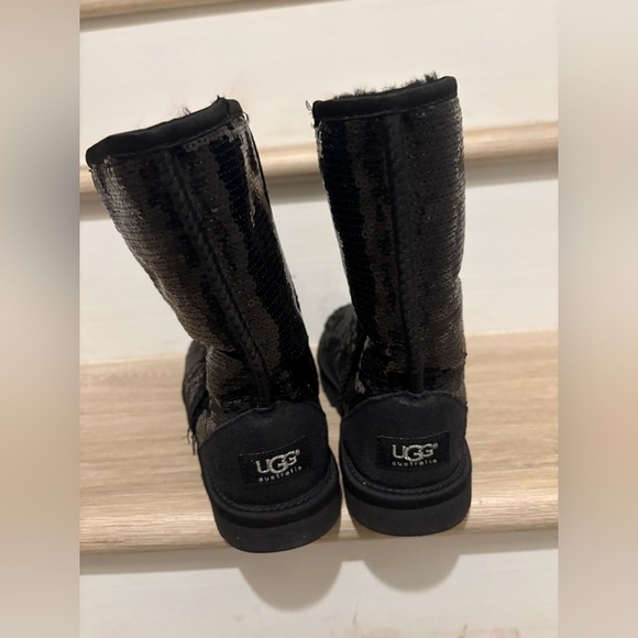 Women’s Black Sparkle Uggs - Picture 4 of 4